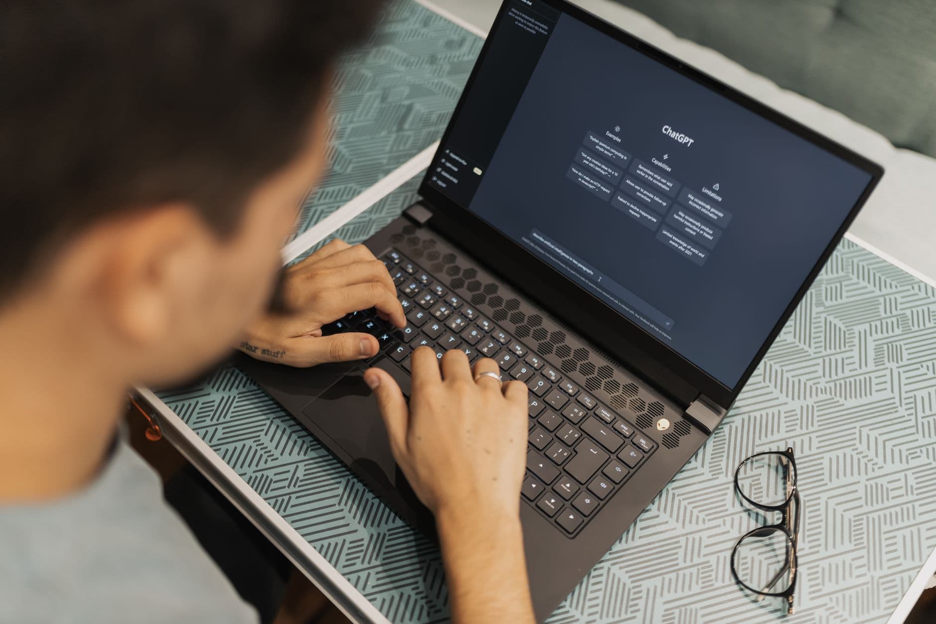 takeaicourse.com cover image for MCP Explained for Non-Technical Professionals: Why It Matters. Photo by Matheus Bertelli on Pexels.