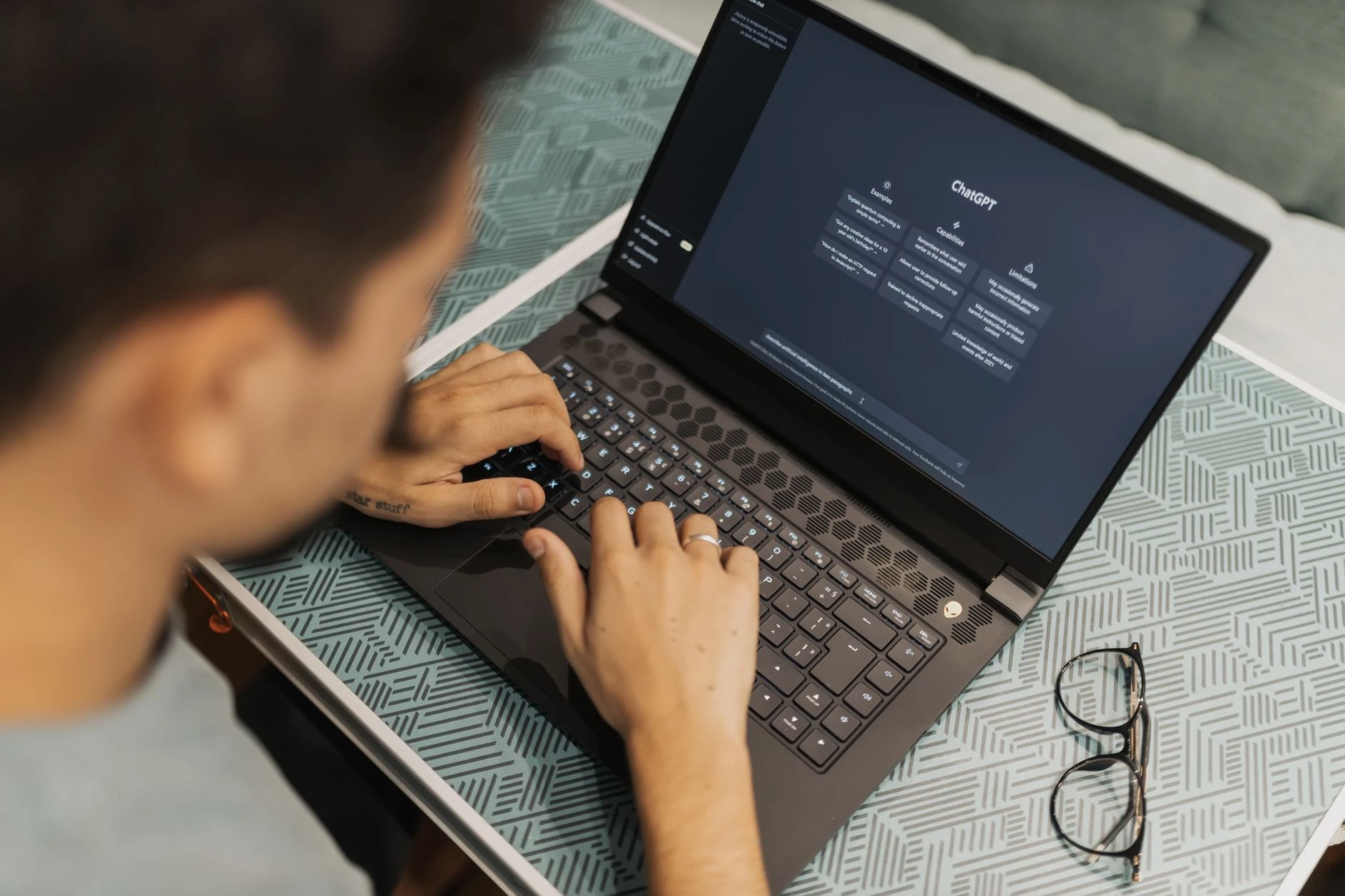 takeaicourse.com cover image for MCP Explained for Non-Technical Professionals: Why It Matters. Photo by Matheus Bertelli on Pexels.