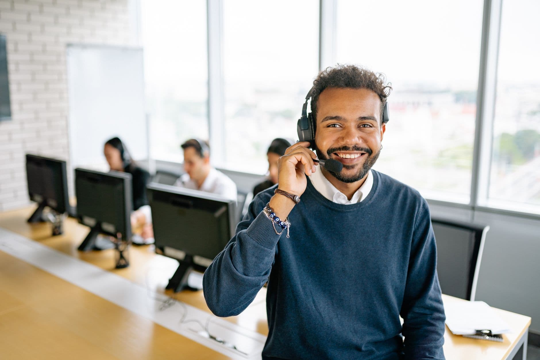 takeaicourse.com cover image for AI Prompts for Sales and Customer Support: A Reusable System. Photo by Yan Krukau on Pexels.
